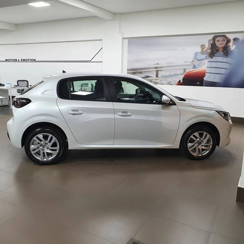 Imagen 4 de 16 de Peugeot 208 Like 1.2 0km Tomo Usado Clio Corsa Fox Gol Ka C-
