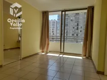 Comprar  Cómodo Departamento 2d  Metro Padre Hurtado 