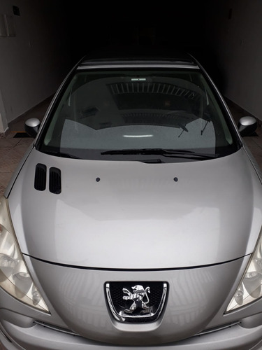 Peugeot 207 1.4 Quiksilver Flex 5p