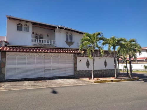 Imagen 2 de 29 de Venta De Cómoda Casa En Macaracuay / Ofc 22-19302