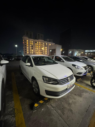 Volkswagen Vento 1.6 Confortline Mt