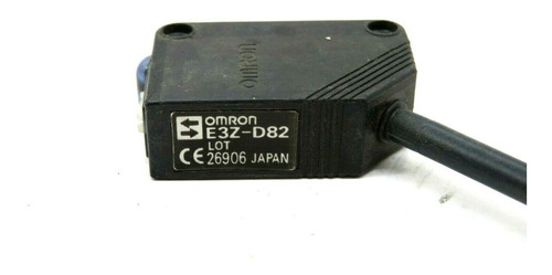 Sensor Fotoeletrico Difuso E3z-d82 2m 12~24vcc Pnp Omron