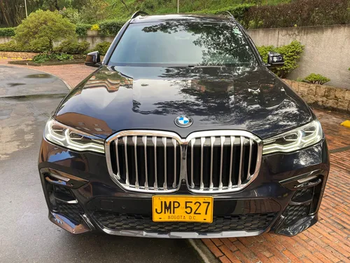 BMW X7 3.0 Xdrive 40i Pure Excelence