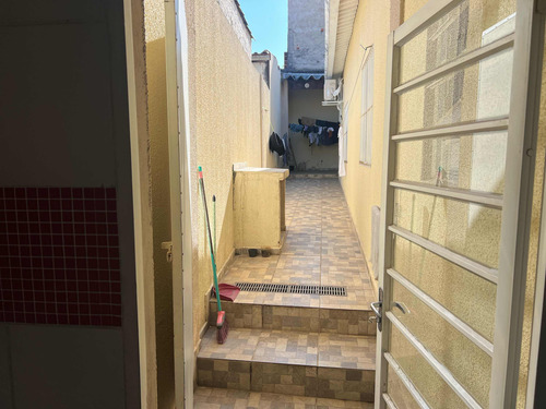 Ótima Casa A Venda Em Sorocaba - Sp Com 214,30mts, 2 Suítes