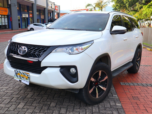 Toyota Fortuner 2.7l