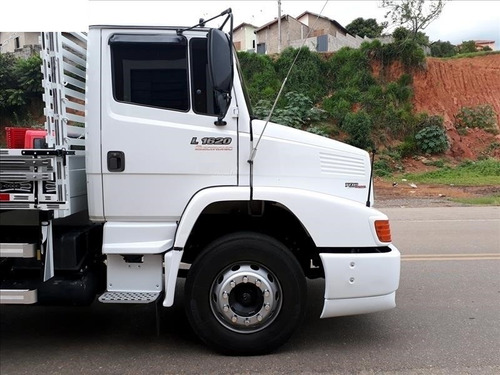 Mercedes Benz 1620