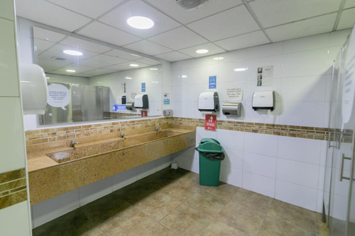 Oficina En Arriendo/venta En Centro Internacional. Cod A1002170
