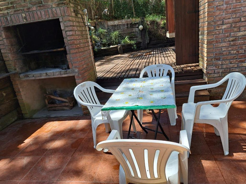 Casa En Venta - 2 Dormitorios 2 Baños - 675mts2 - Mar De Las Pampas