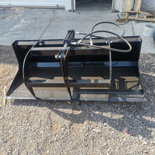 Bote O Cucharon Para Minicargador Tipo Grapa O Almeja Sujet