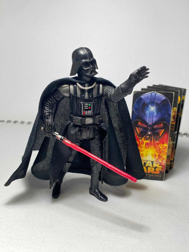 Darth Vader Rots Hasbro 2004 Lightsaber Attack! (Usado)