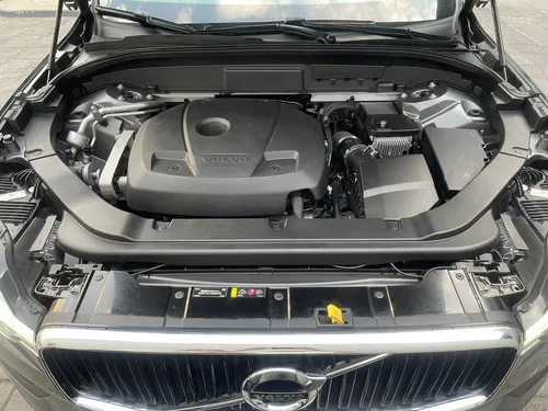 Volvo XC60 2.0 T5 Momentum At