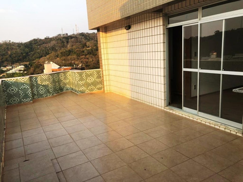 Cobertura No Centro De Viçosa, Com 3 Dormitórios, 2 Suítes Com Vista Privilegiada! - 5982
