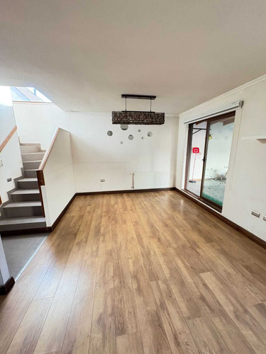 Hermosa Casa Cercano A Kc (85826)