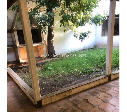 Imagen 13 de 18 de Casa En Venta De 5 Ambientes En Villa Luro