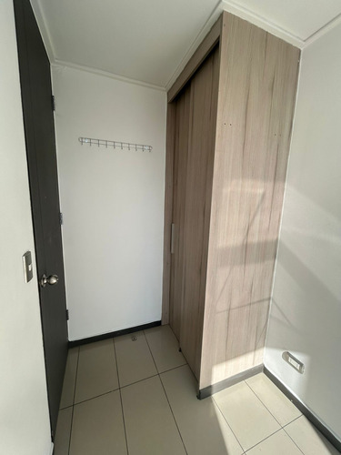 Arriendo Depto. De 2d1b En Pasaje Leonor Cepeda Con Carrion