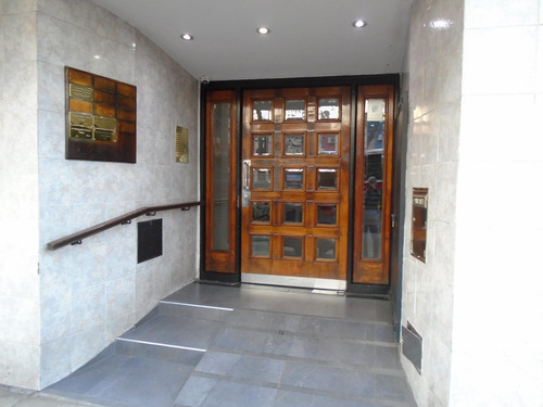 Venta Departamento De 2 Ambientes En Vicente López