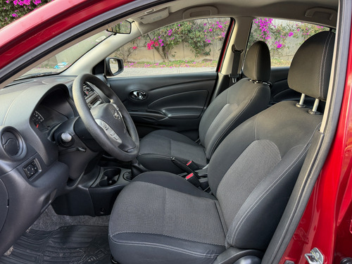 Nissan Versa 1.6 Sense Mt