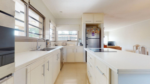 Imagen 13 de 30 de Venta De Casa 3 Dormitorios Con Quincho Y Pileta En City Bel