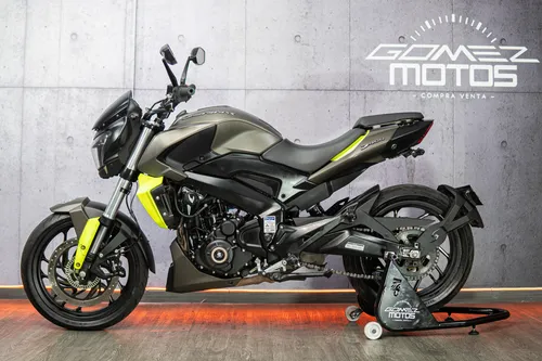Bajaj Dominar 400 2022