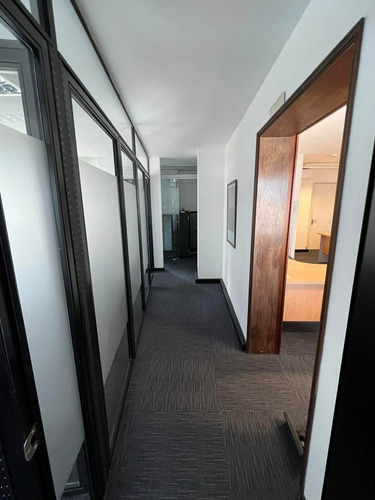 Imagen 5 de 14 de Venta Oficina Centro Torre X 3 Ambientes 2 Baños Terraza