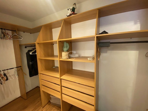 Casa En Venta De 4 Dorm. En Lo Barnechea