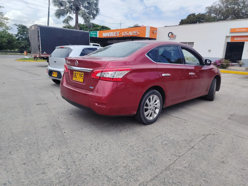 Sentra 1.8 Automático