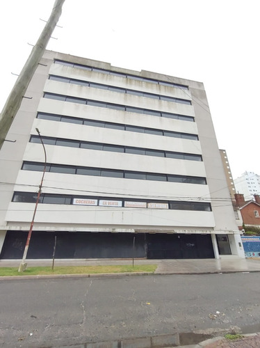 Imagen 2 de 2 de Alquiler De Cochera En Miramar Buenos Aires