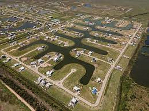 Terreno Lote A La Laguna En Oportunidad Barrio Magallanes- Pueblos Del Plata- Hudson - Berazategui.