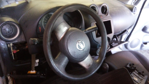 Imagem 6 de 8 de Sucata De Nissan Versa 1.6 16v - Motor Câmbio Peças