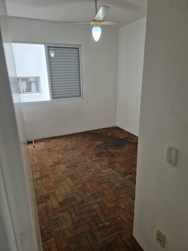 Apartamento 3 Quartos 2 Banheiros 1 Suíte Otimo