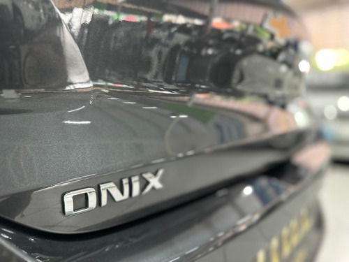 Chevrolet Onix HATCH LTZ 1.0 12V TB FLEX 5P AUT.