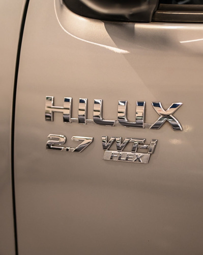 Toyota Hilux CD SRV 4x2 2.7 Flex 16V Aut.