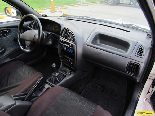 Chevrolet Esteem 1300