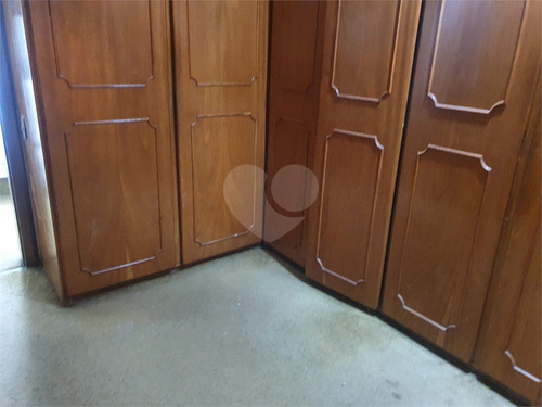 Imagem 27 de 30 de Linda Residência Em Um Bolsão Residencial Em Interlagos, Toda Rodeada Por Um Jardim. - Reo635752