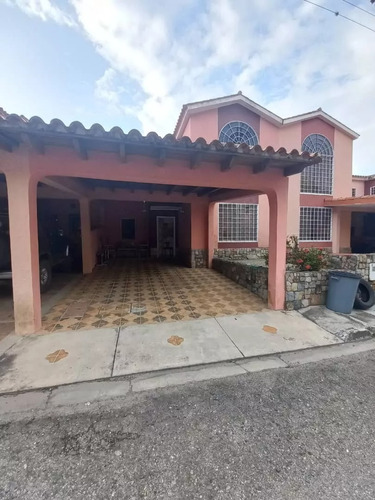 Venta De Casa En Naguanagua La Entrada Lomas Del Rocio Foc-1408