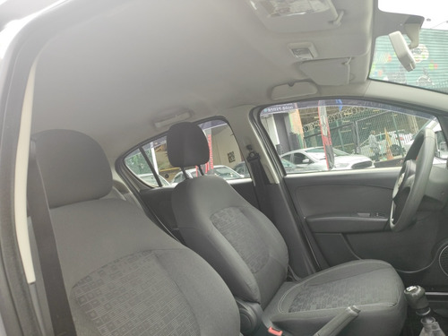 Fiat Palio 1.4 Attractive Flex 5p