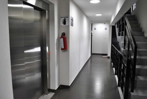 Imagen 2 de 10 de Depto De Lujo En Venta 180m2 Habitables-trató Directo
