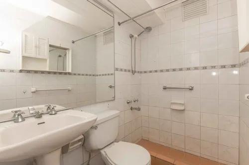 Edificio Huerfanos (1 Est.) Piso 1