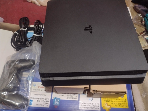 Imagen 2 de 5 de Ps4 Slim 500gb Actualizacion 8.52