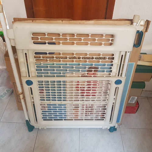 Imagen 2 de 4 de Puerta Seguridad Gerry Para Bebes Y Mascotas
