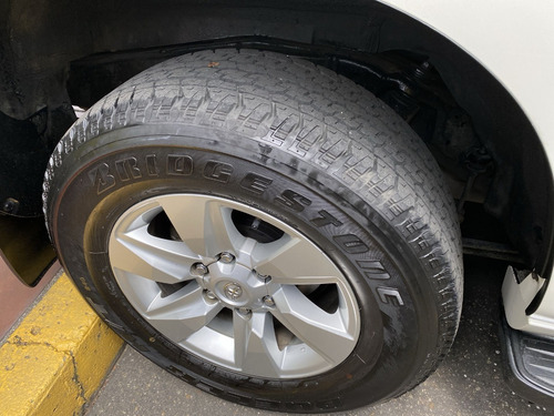 Imagen 21 de 23 de Toyota Prado 3.0 Txl