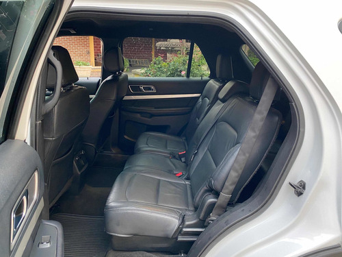 Imagen 10 de 14 de Ford Explorer 2016 Xlt Piel V6 4x2 Sync 4x2 Rin 18 At