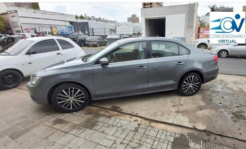 Volkswagen Vento 2.0 Sportline Tsi 200cv Bi-xenon Dsg