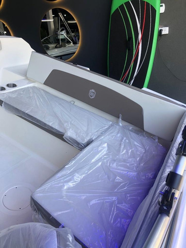 Imagen 12 de 16 de Bermuda Discovery 190 Con Motor Mercury 150 Xl -