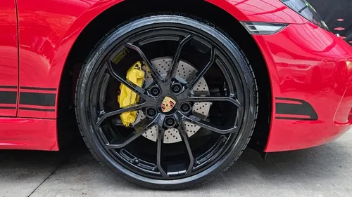 Porsche 718 Cayman 2024