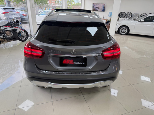 Mercedes-Benz Clase GLA 1.6 Gla200 Urban 156cv