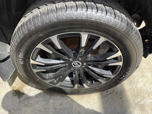 Imagen 3 de 12 de Nissan Frontier Np 300 2018 Y 2019 Tres