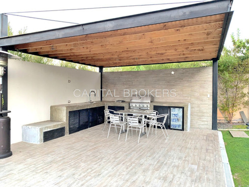 Imagen 25 de 26 de Venta Casa Increíble Vista Condominio Los Bravos