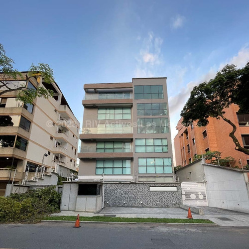 Planta Baja Dúplex Con Terraza En Los Naranjos De Las Mercedes.