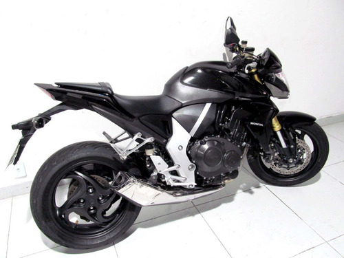 Imagem 2 de 14 de Honda Cb 1000r 2015 Preta Abs